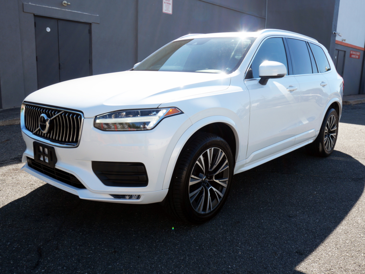 Volvo XC90 T5 AWD Momentum 7 Passenger 2020 Volvo XC90 T5 AWD Momentum 7 Passenger 2020