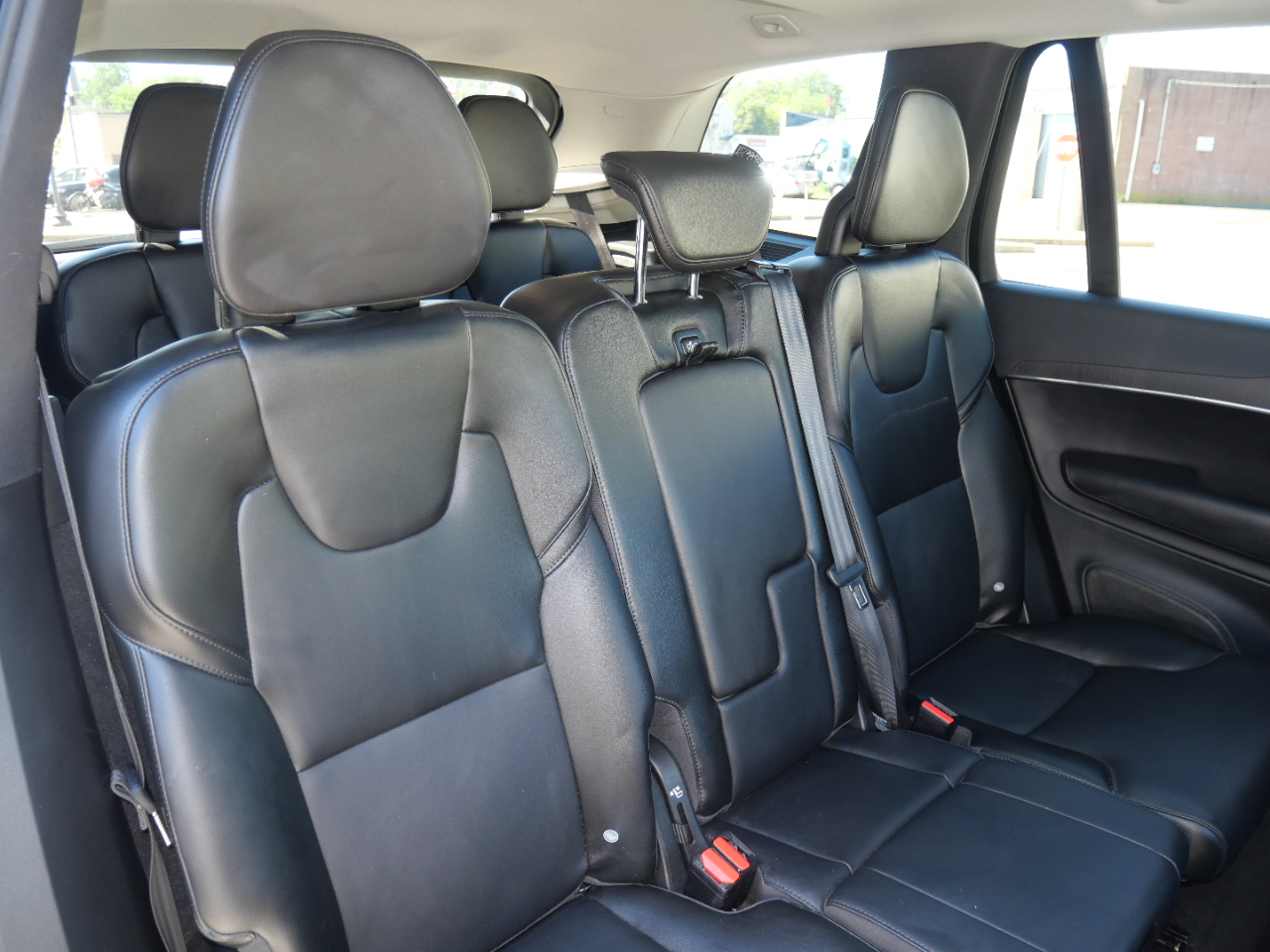 Volvo XC90 T5 AWD Momentum 7 Passenger 2020 Volvo XC90 T5 AWD Momentum 7 Passenger 2020
