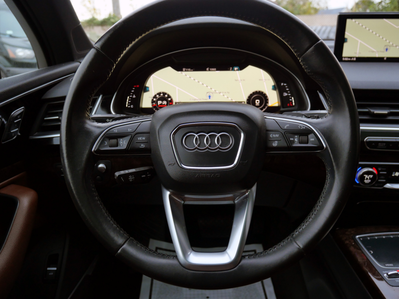 Audi Q7 3.0 TFSI Prestige 2017 Audi Q7 3.0 TFSI Prestige 2017