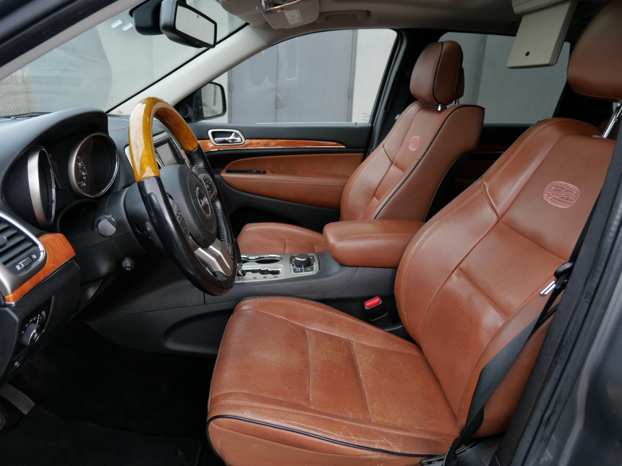 Jeep Grand Cherokee 4WD 4dr Overland 2011 Jeep Grand Cherokee 4WD 4dr Overland 2011