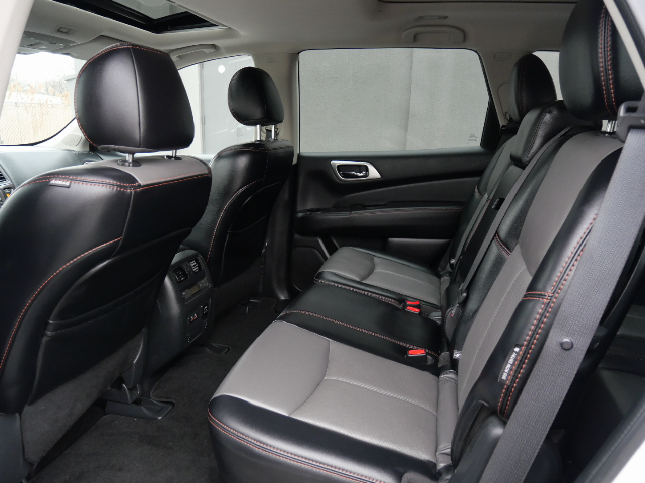 Nissan Pathfinder 4x4 SL 2020