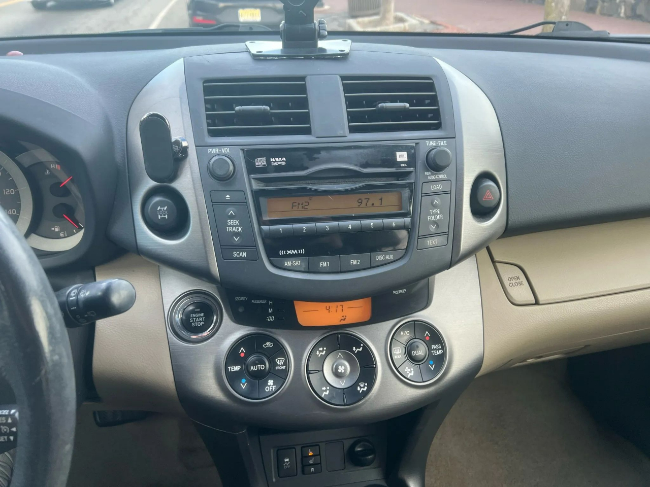 Toyota RAV4 4WD 4dr 4-cyl 4-Spd AT Ltd (Natl) 2009