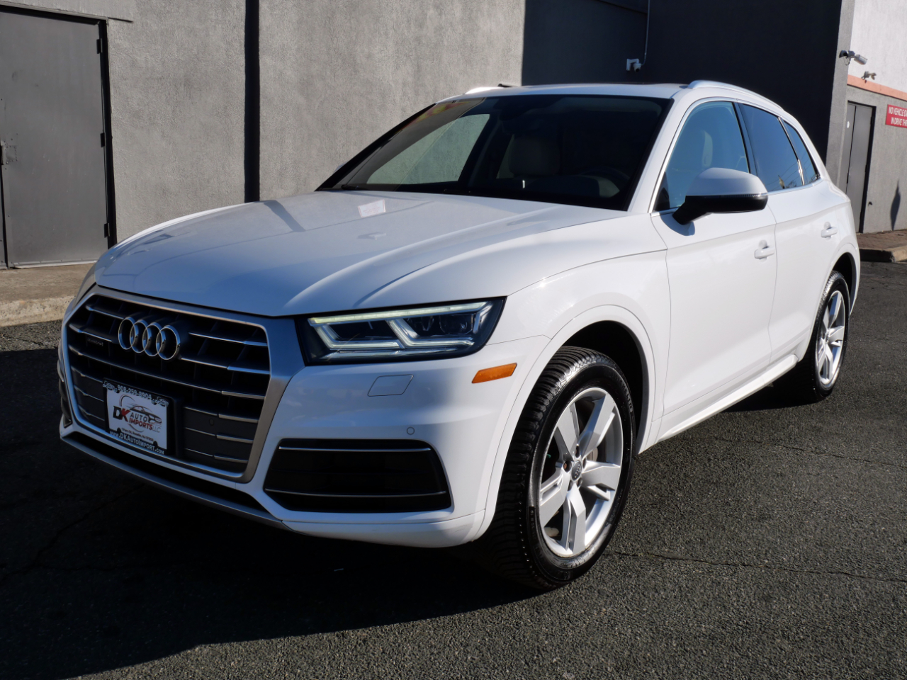 2018 Audi Q5 Premium Plus's photo