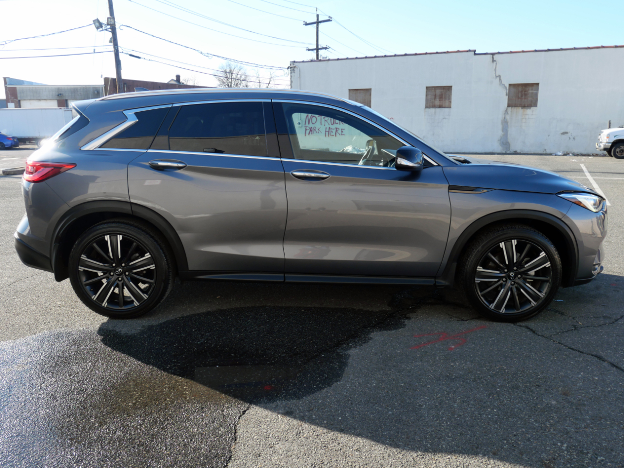 Infiniti QX50 LUXE AWD 2021