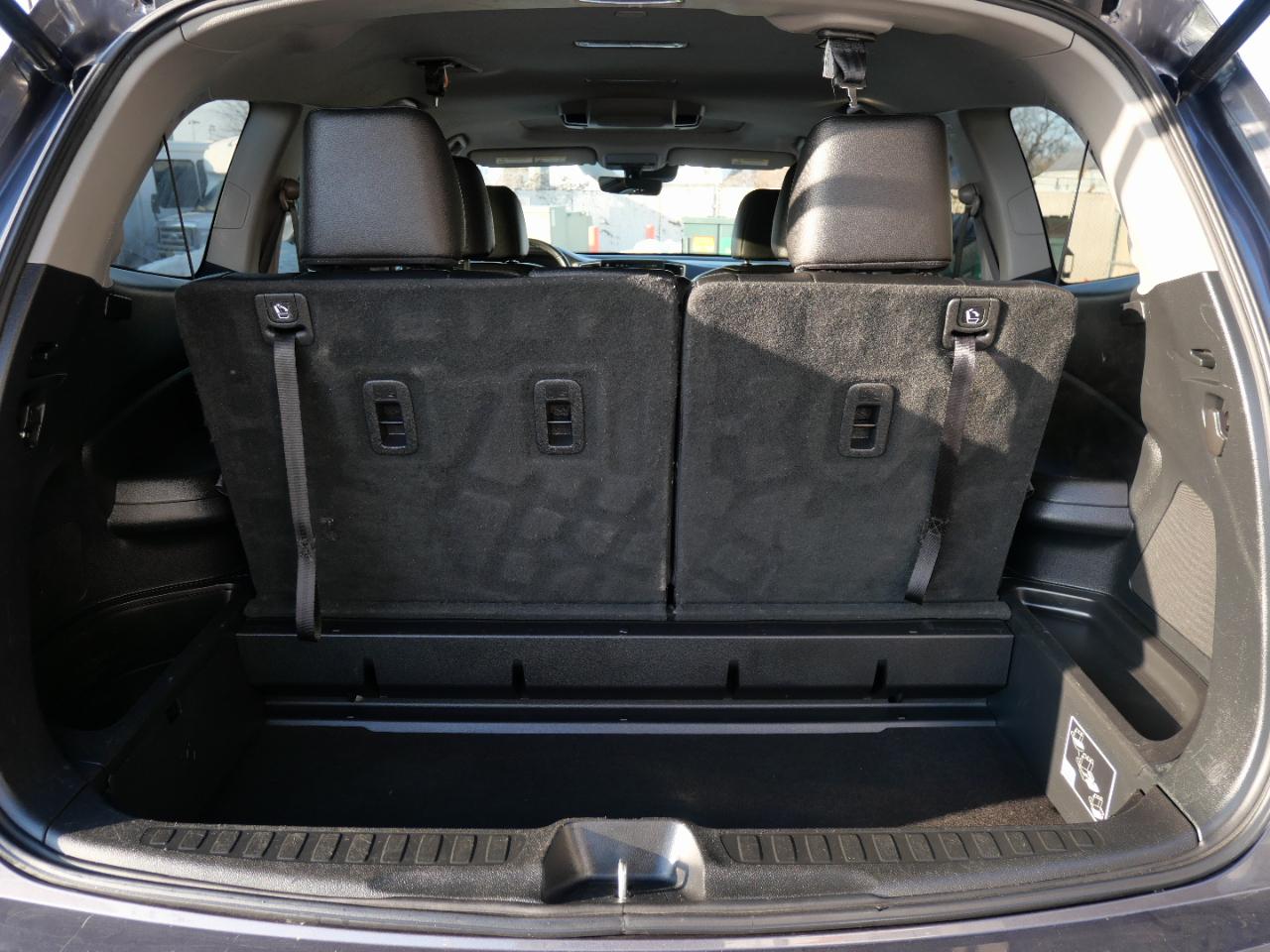 Honda Pilot Touring 8-Passenger AWD 2020