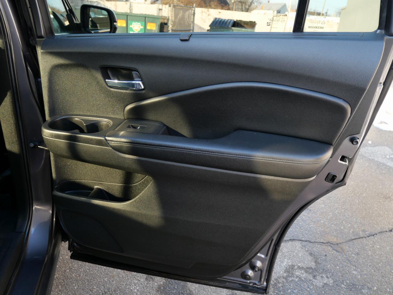 Honda Pilot Touring 8-Passenger AWD 2020