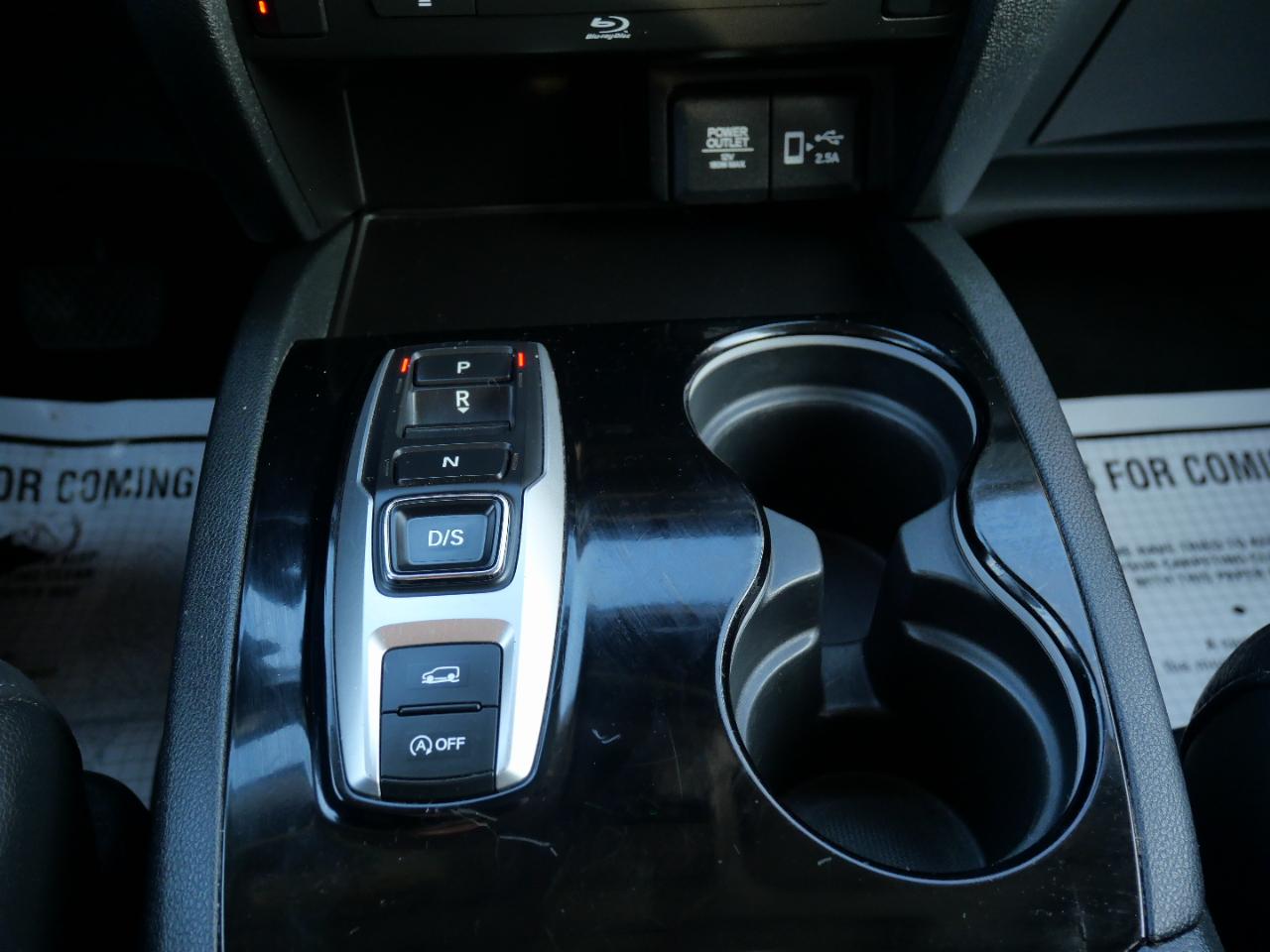 Honda Pilot Touring 8-Passenger AWD 2020