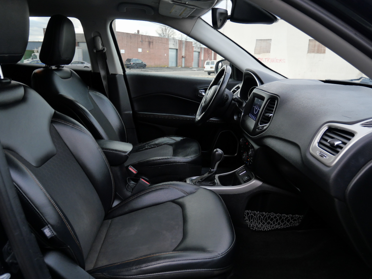 Jeep Compass Latitude FWD 2017