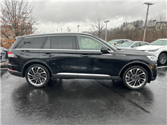 2021 Lincoln Aviator 