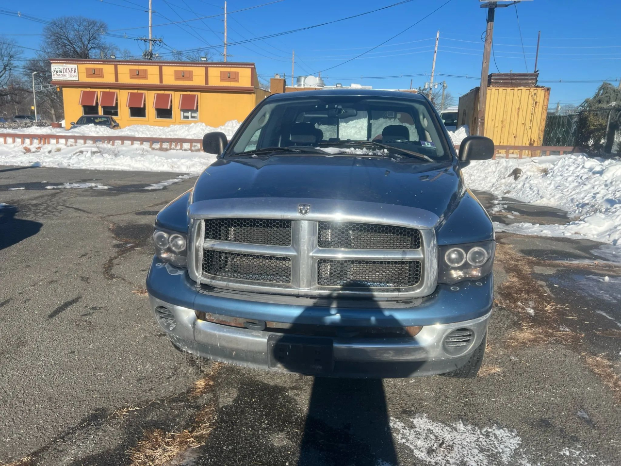 Dodge Ram 1500 4dr Quad Cab 140.5" WB 4WD SLT 2004