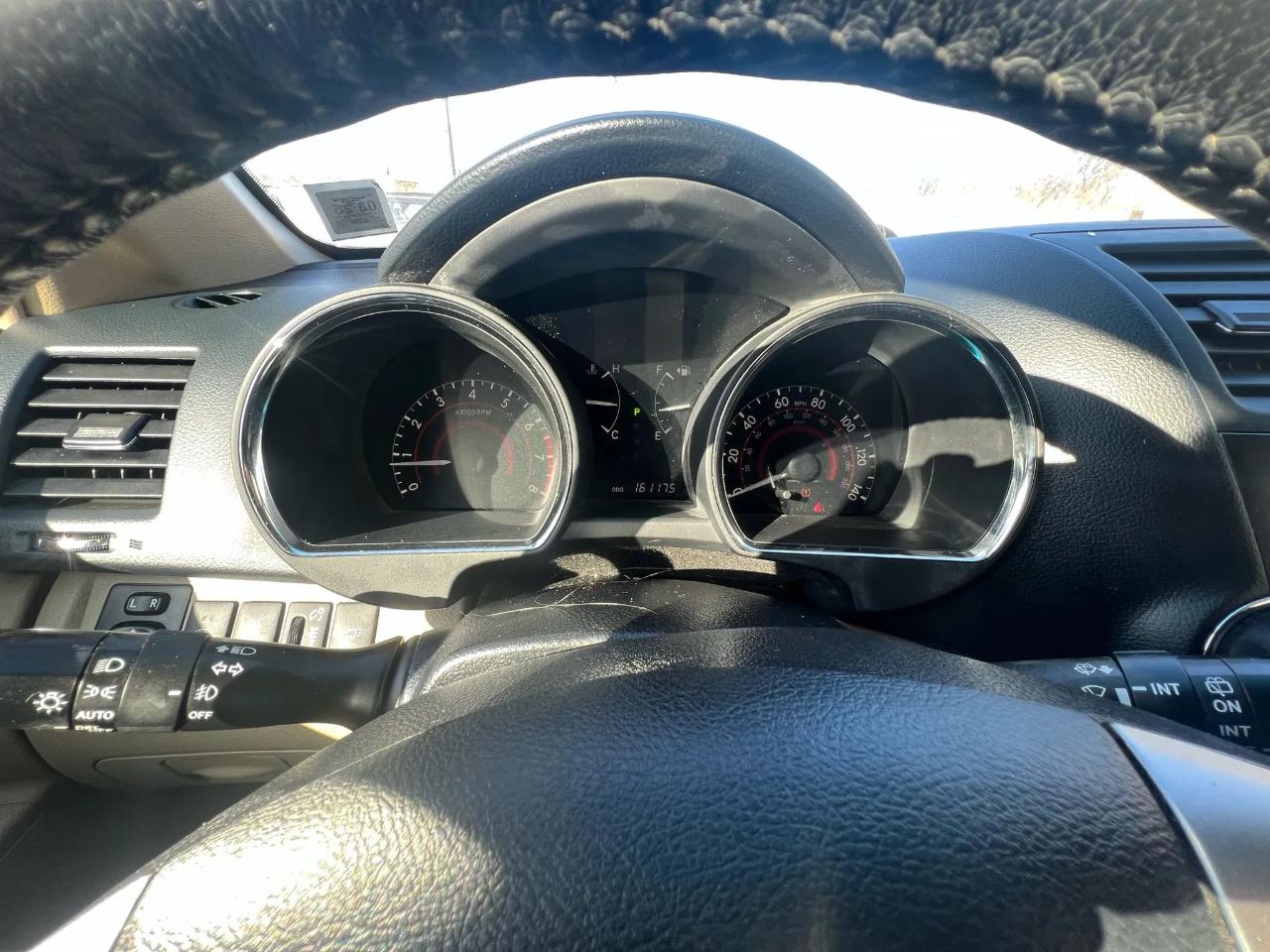 Toyota Highlander 4WD 4dr V6 Plus (Natl) 2013