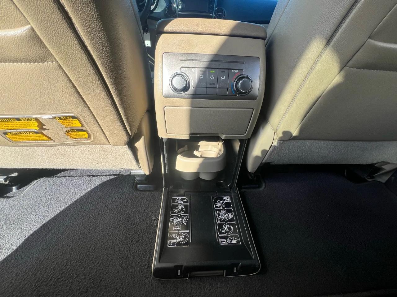 Toyota Highlander 4WD 4dr V6 Plus (Natl) 2013