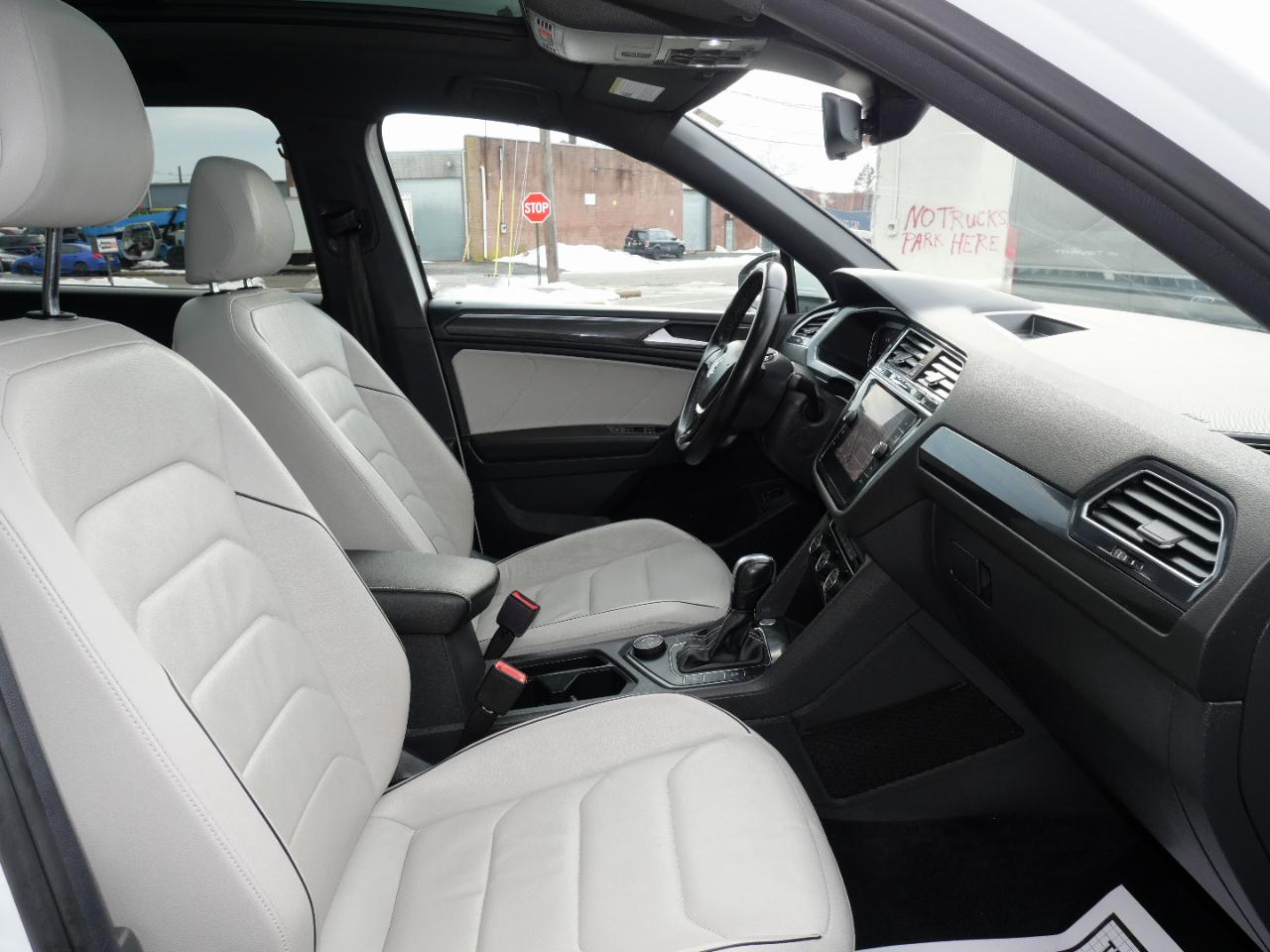 Volkswagen Tiguan 2.0T SEL Premium R-Line 4MOTION 2021