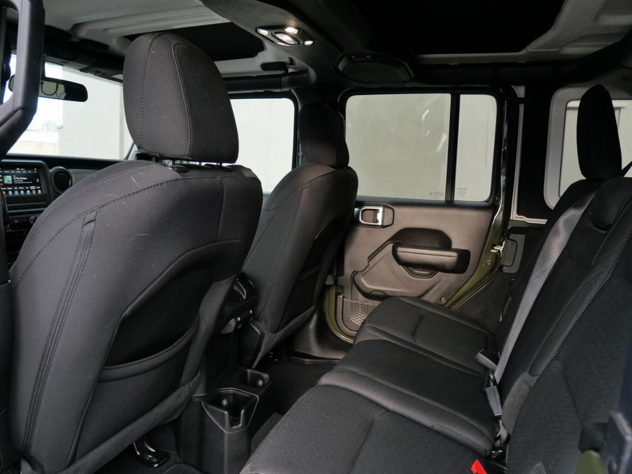 Jeep Wrangler Unlimited Willys 4x4 2021