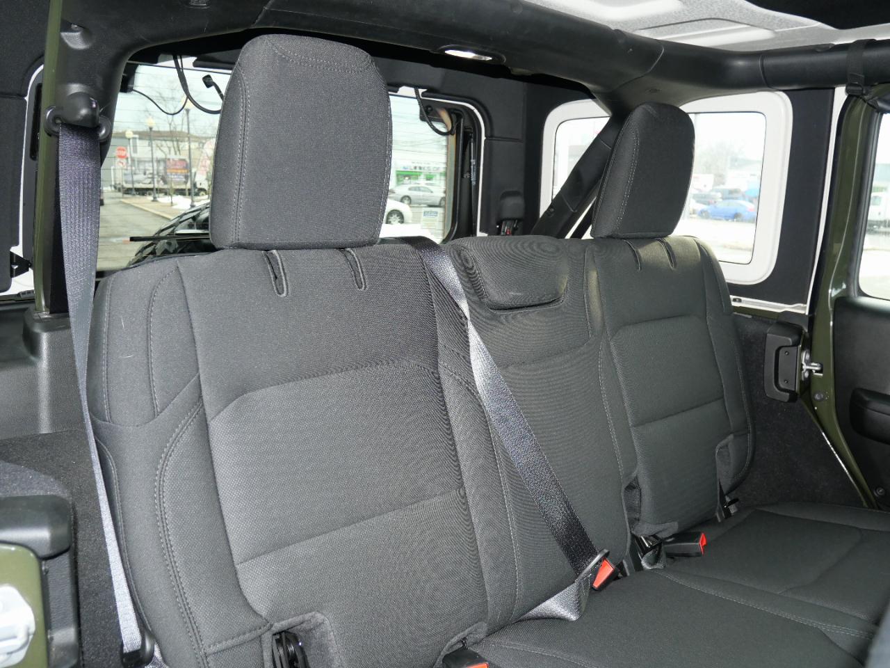 Jeep Wrangler Unlimited Willys 4x4 2021