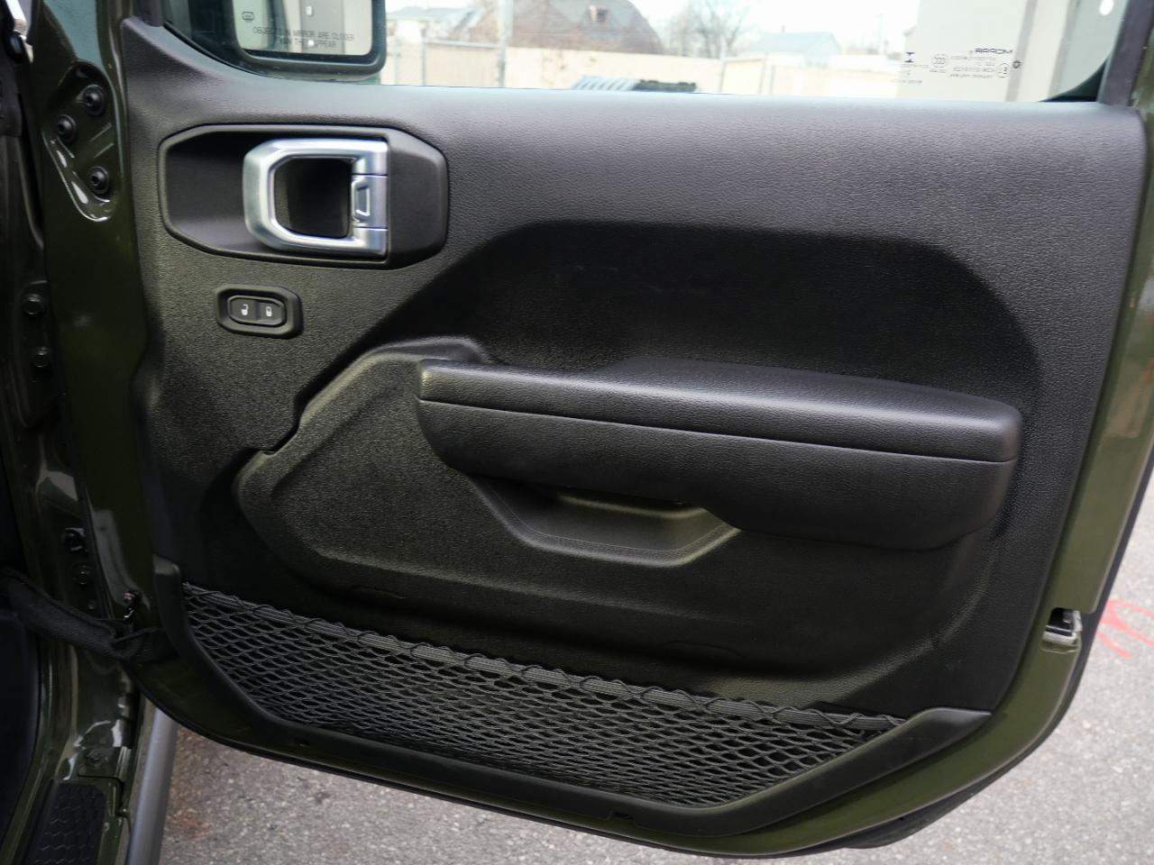 Jeep Wrangler Unlimited Willys 4x4 2021