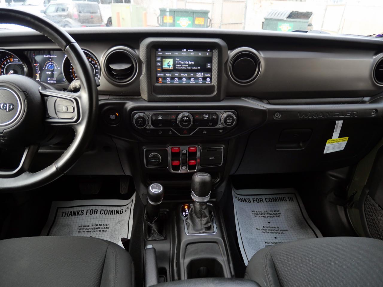 Jeep Wrangler Unlimited Willys 4x4 2021