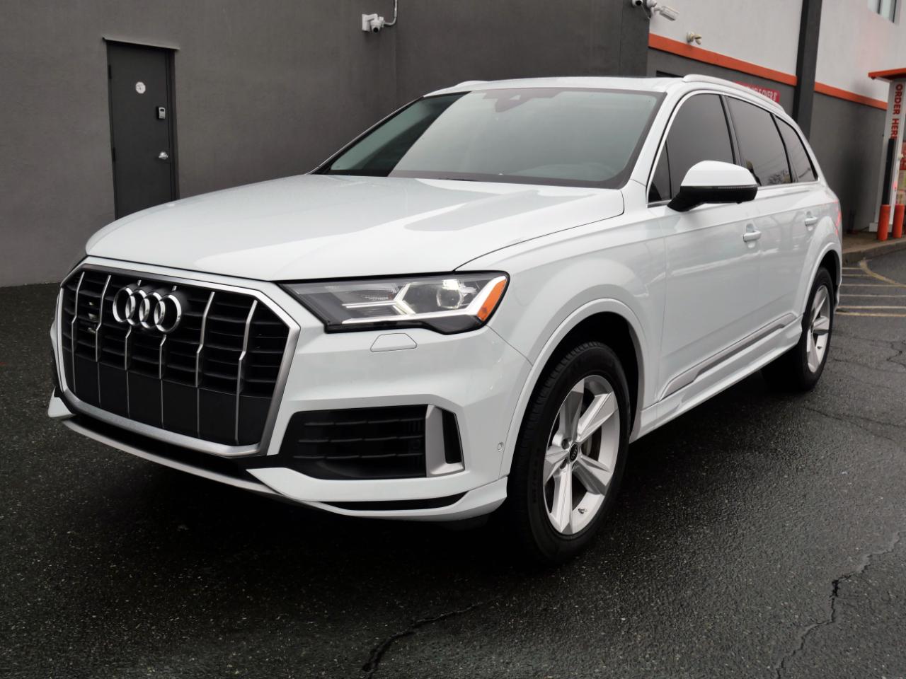2022 Audi Q7 Premium 55 TFSI quattro