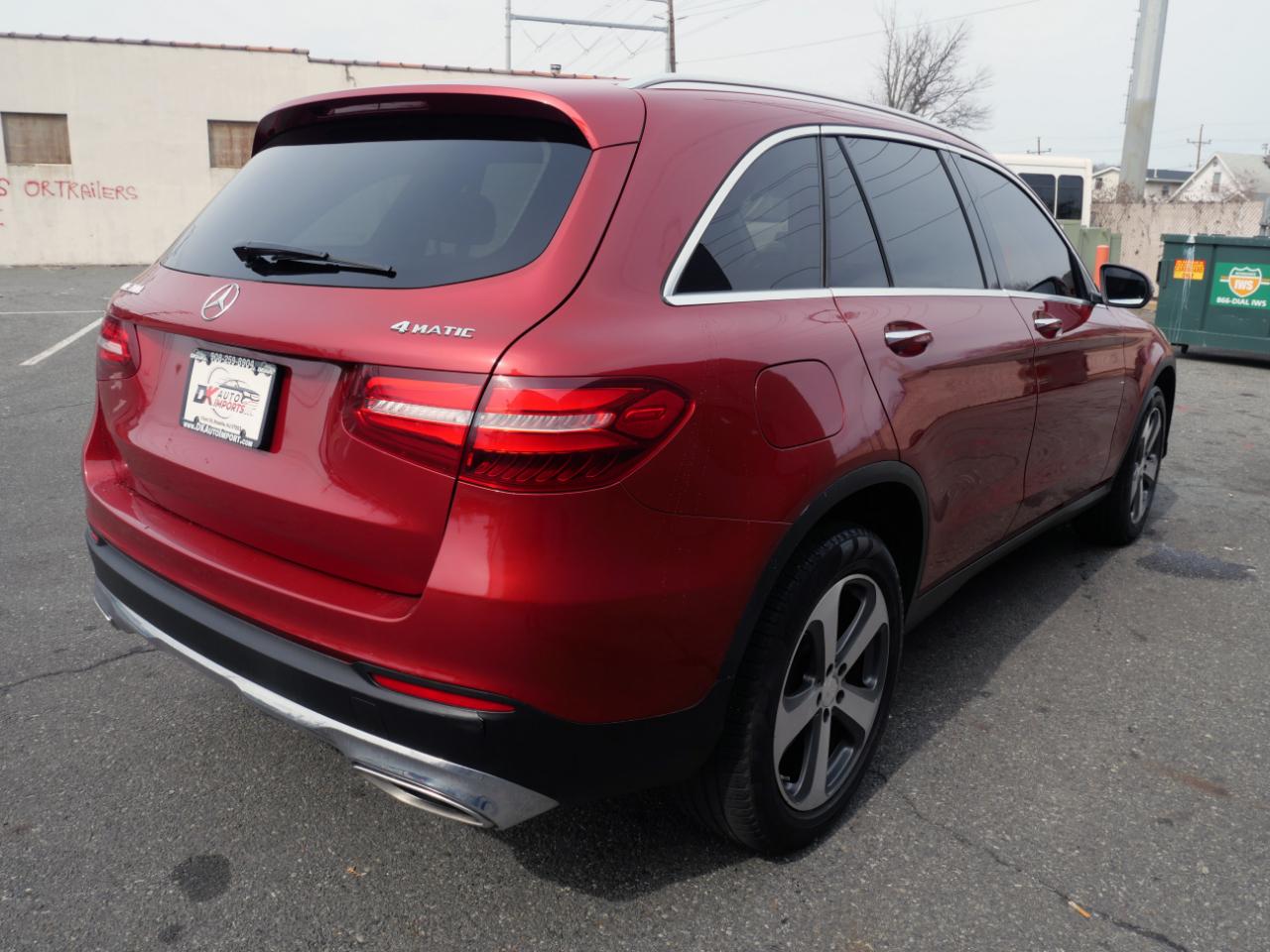 Mercedes-Benz GLC 4MATIC 4dr GLC 300 2016