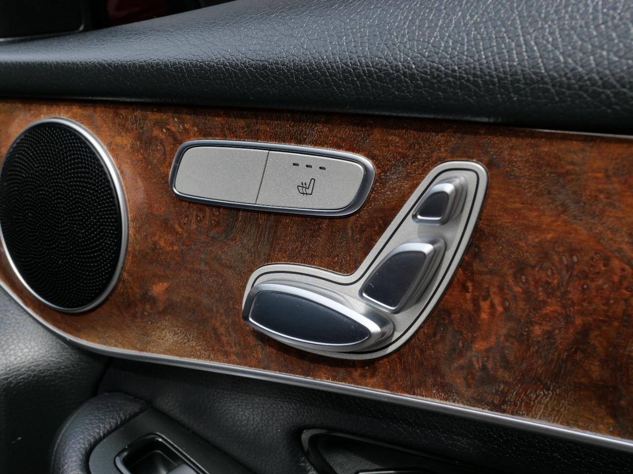 Mercedes-Benz GLC 4MATIC 4dr GLC 300 2016