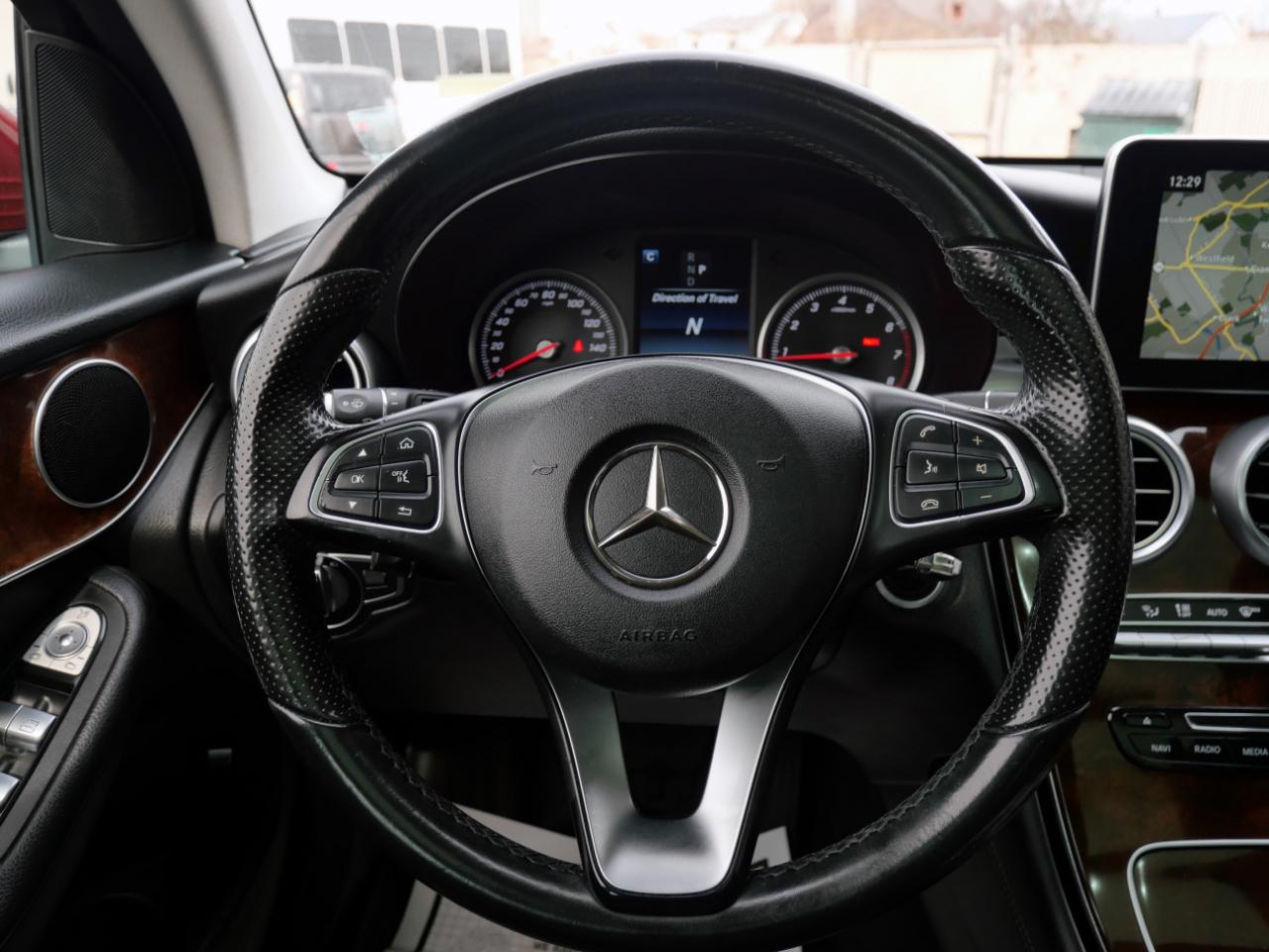 Mercedes-Benz GLC 4MATIC 4dr GLC 300 2016