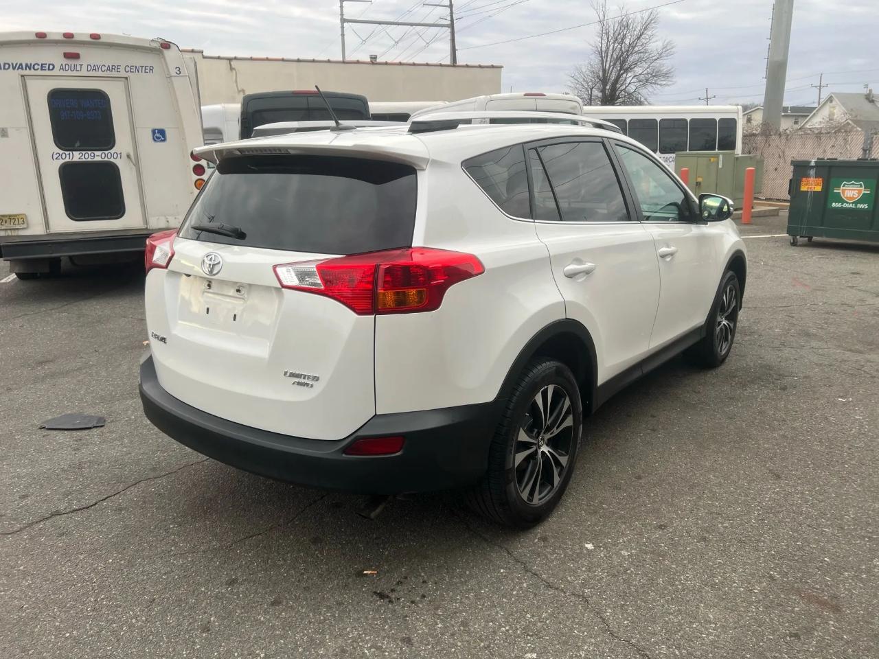 Toyota RAV4 AWD 4dr Limited (Natl) 2015
