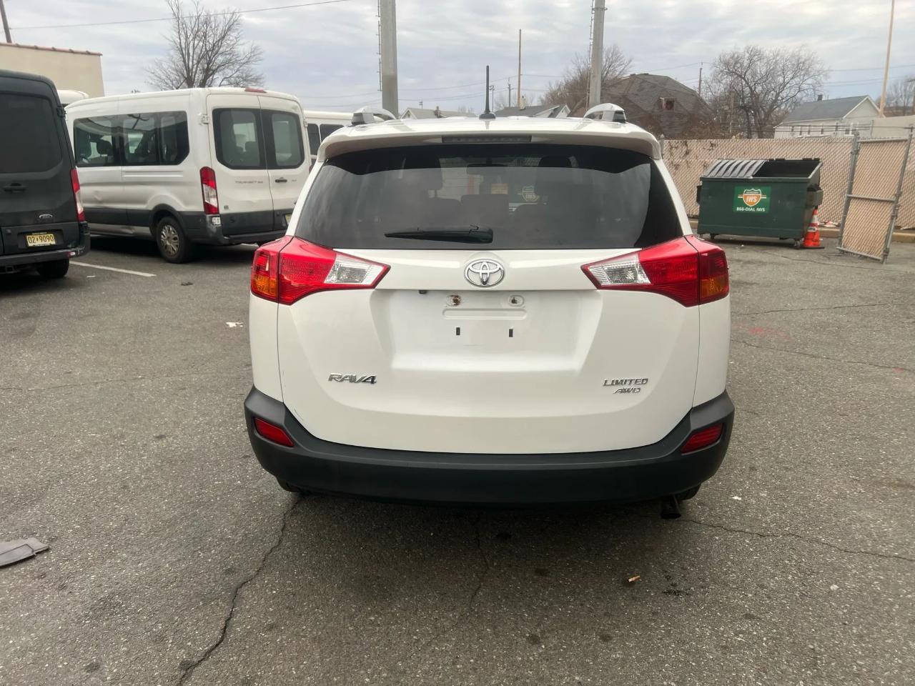Toyota RAV4 AWD 4dr Limited (Natl) 2015