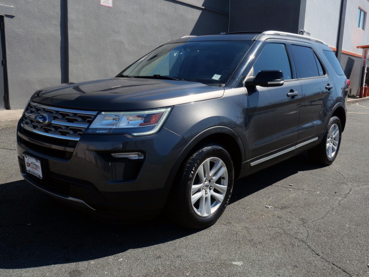 Ford Explorer XLT 4WD 2018