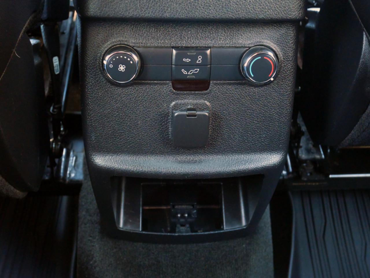 Ford Explorer XLT 4WD 2018