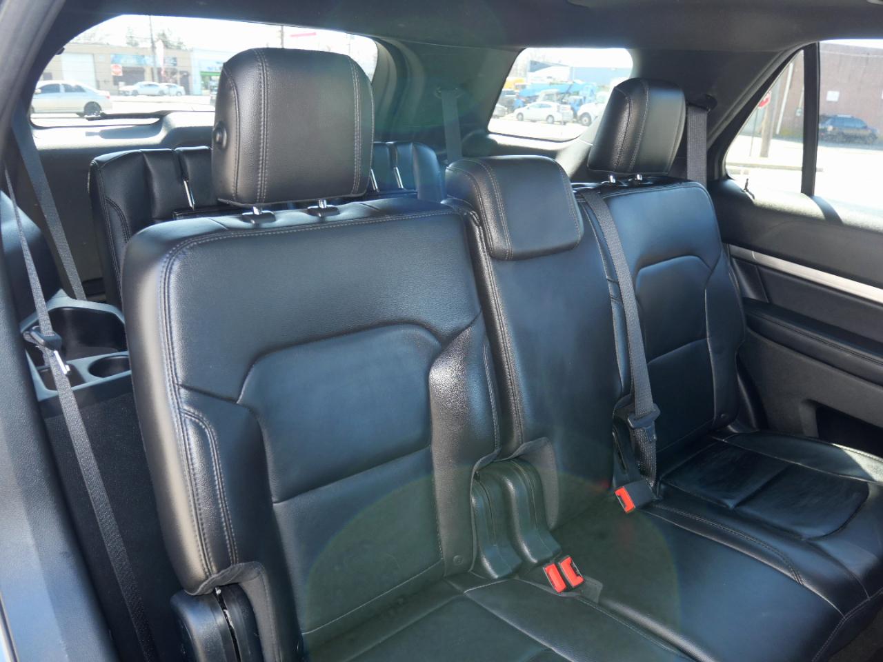 Ford Explorer XLT 4WD 2018