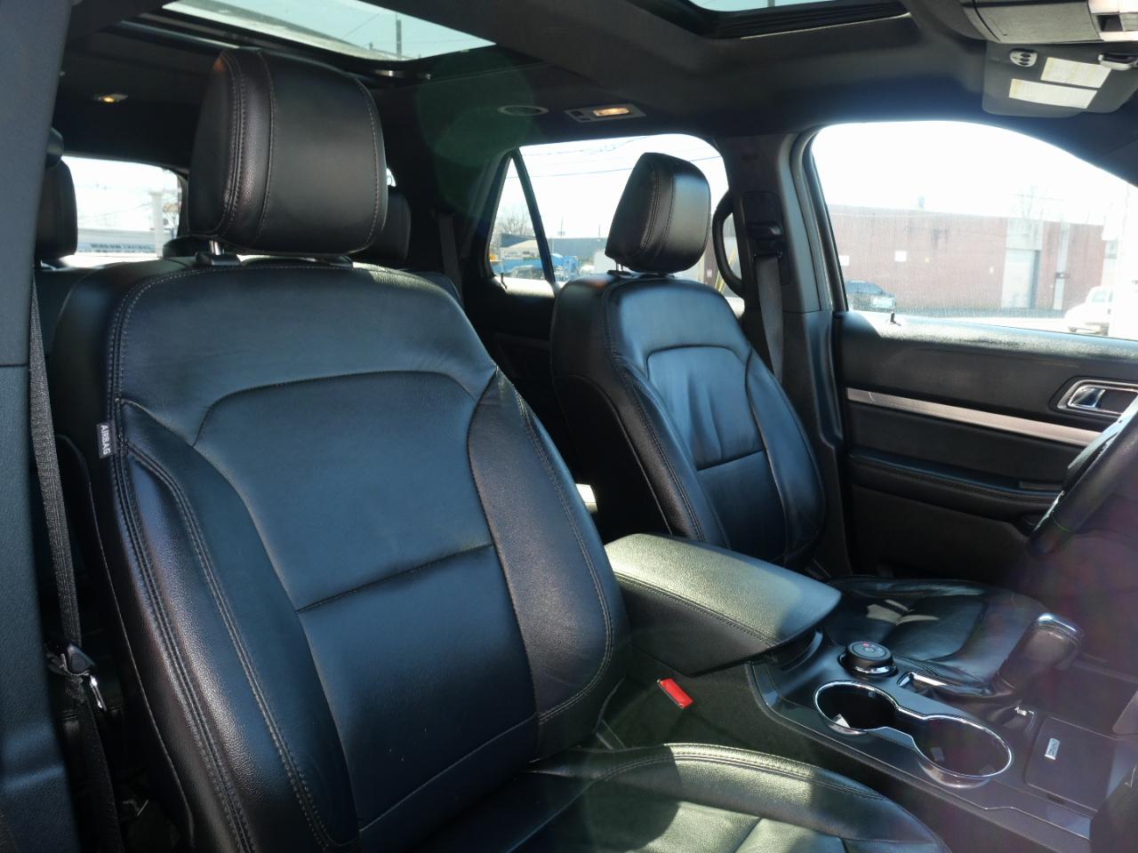 Ford Explorer XLT 4WD 2018