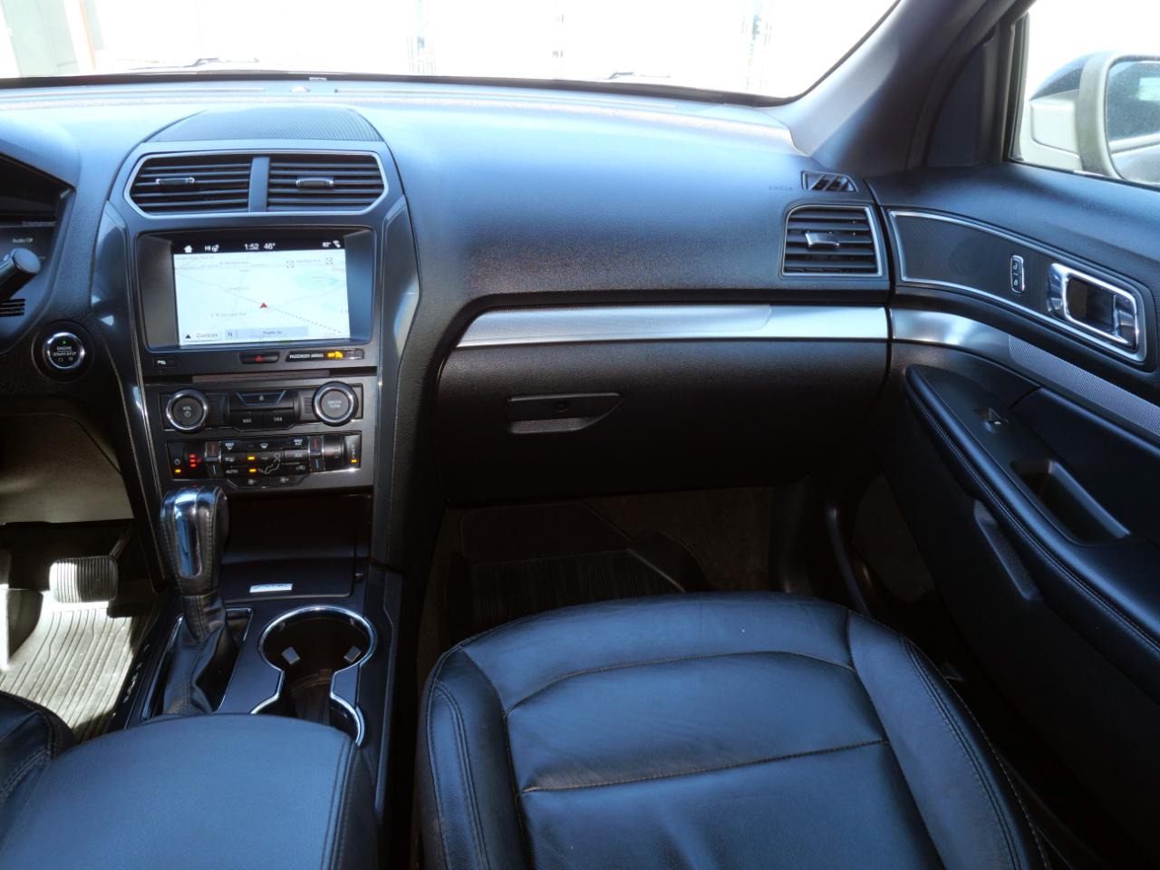 Ford Explorer XLT 4WD 2018