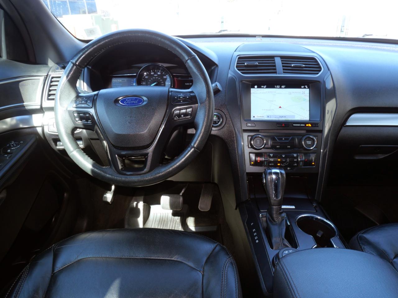 Ford Explorer XLT 4WD 2018