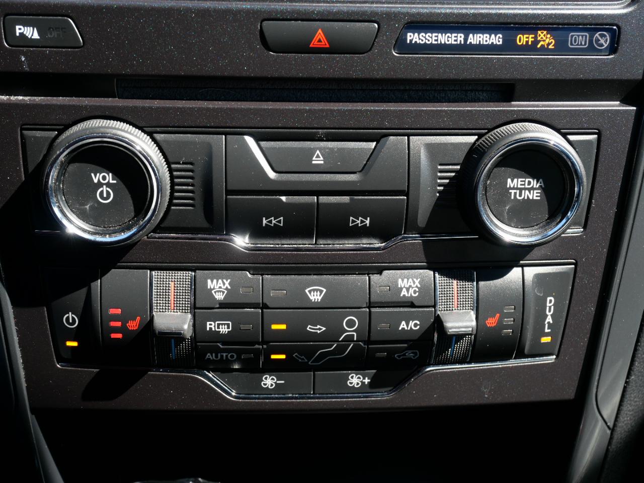 Ford Explorer XLT 4WD 2018