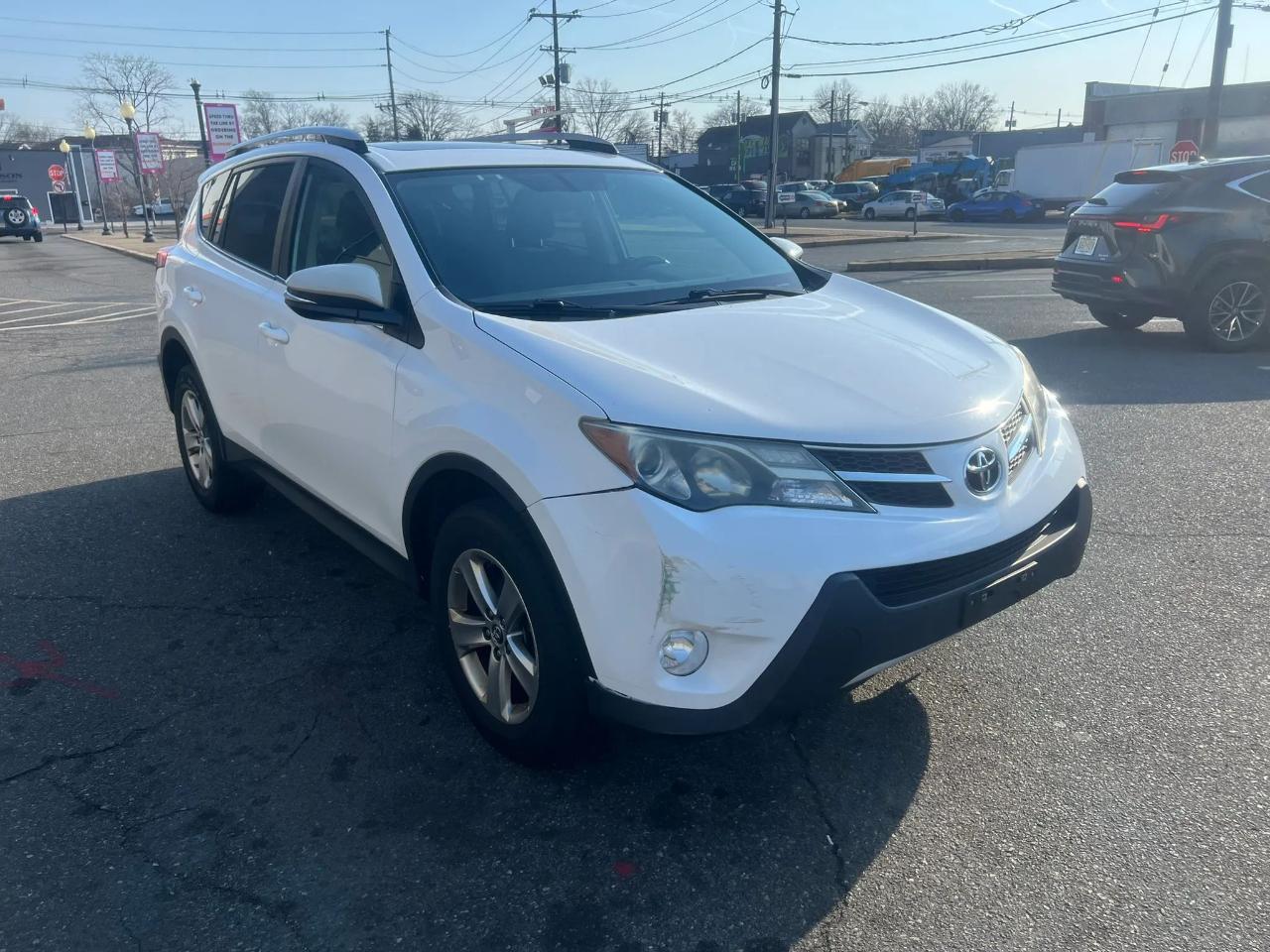 Toyota RAV4 FWD 4dr XLE (Natl) 2015