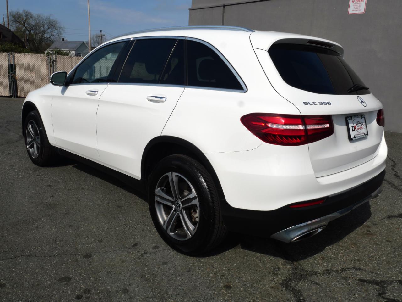 Mercedes-Benz GLC GLC 300 4MATIC SUV 2019