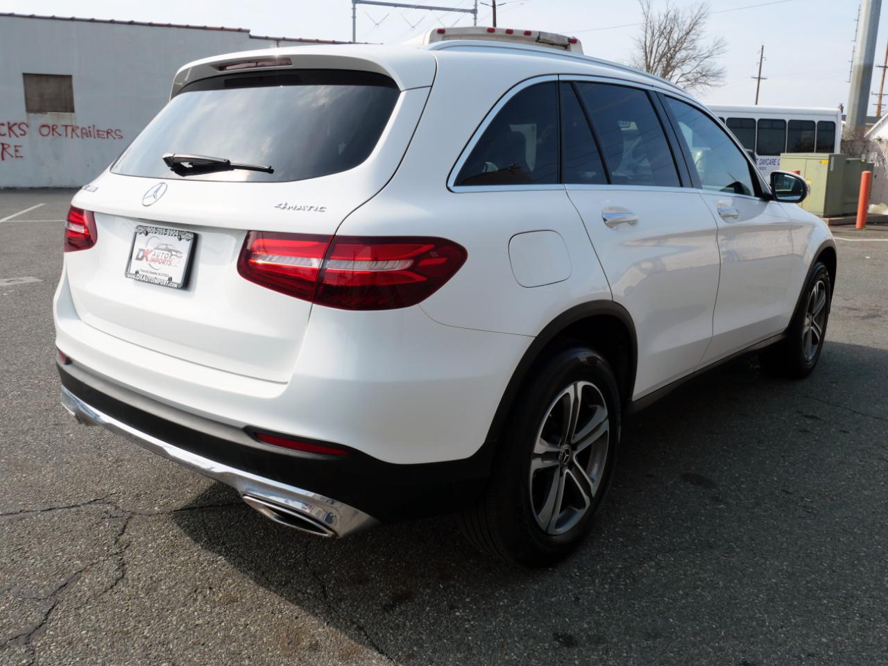 Mercedes-Benz GLC GLC 300 4MATIC SUV 2019