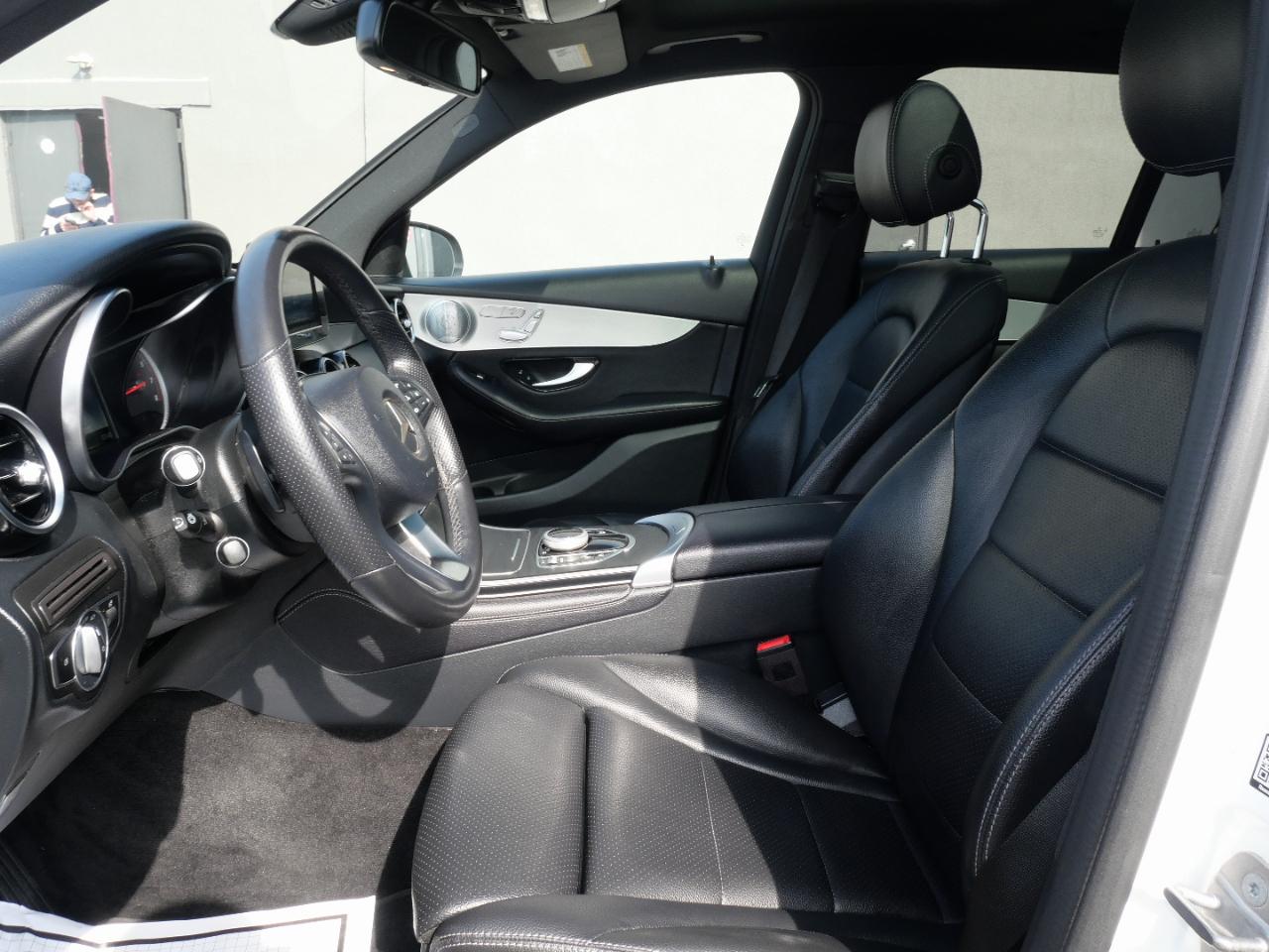 Mercedes-Benz GLC GLC 300 4MATIC SUV 2019