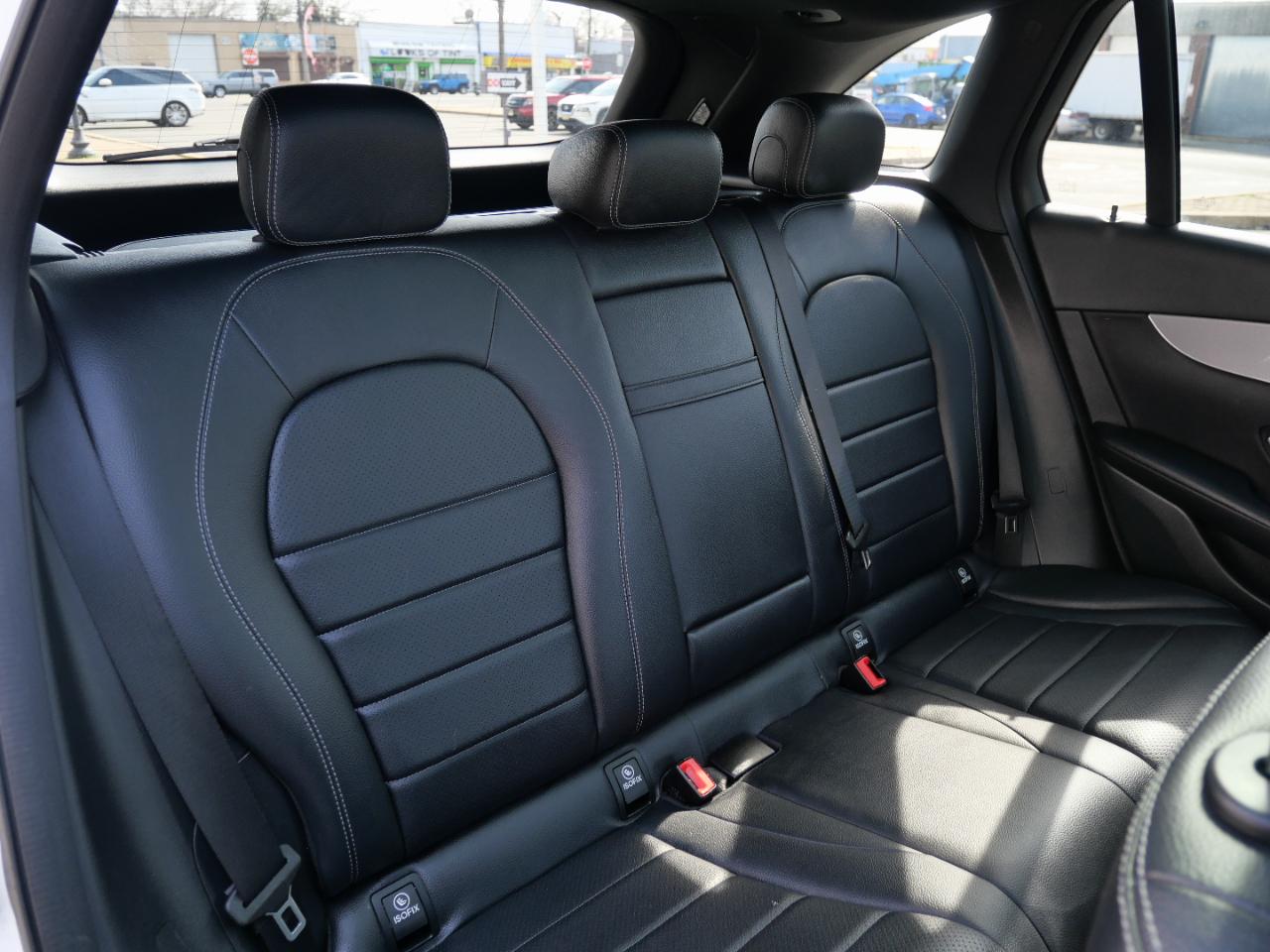 Mercedes-Benz GLC GLC 300 4MATIC SUV 2019