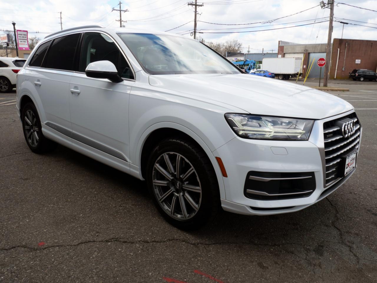Audi Q7 SE Premium Plus 55 TFSI quattro 2019