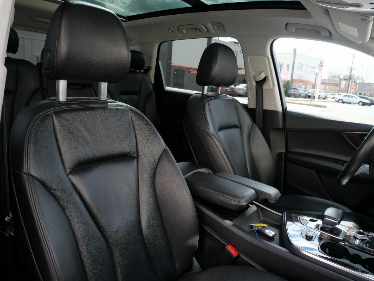 Audi Q7 SE Premium Plus 55 TFSI quattro 2019