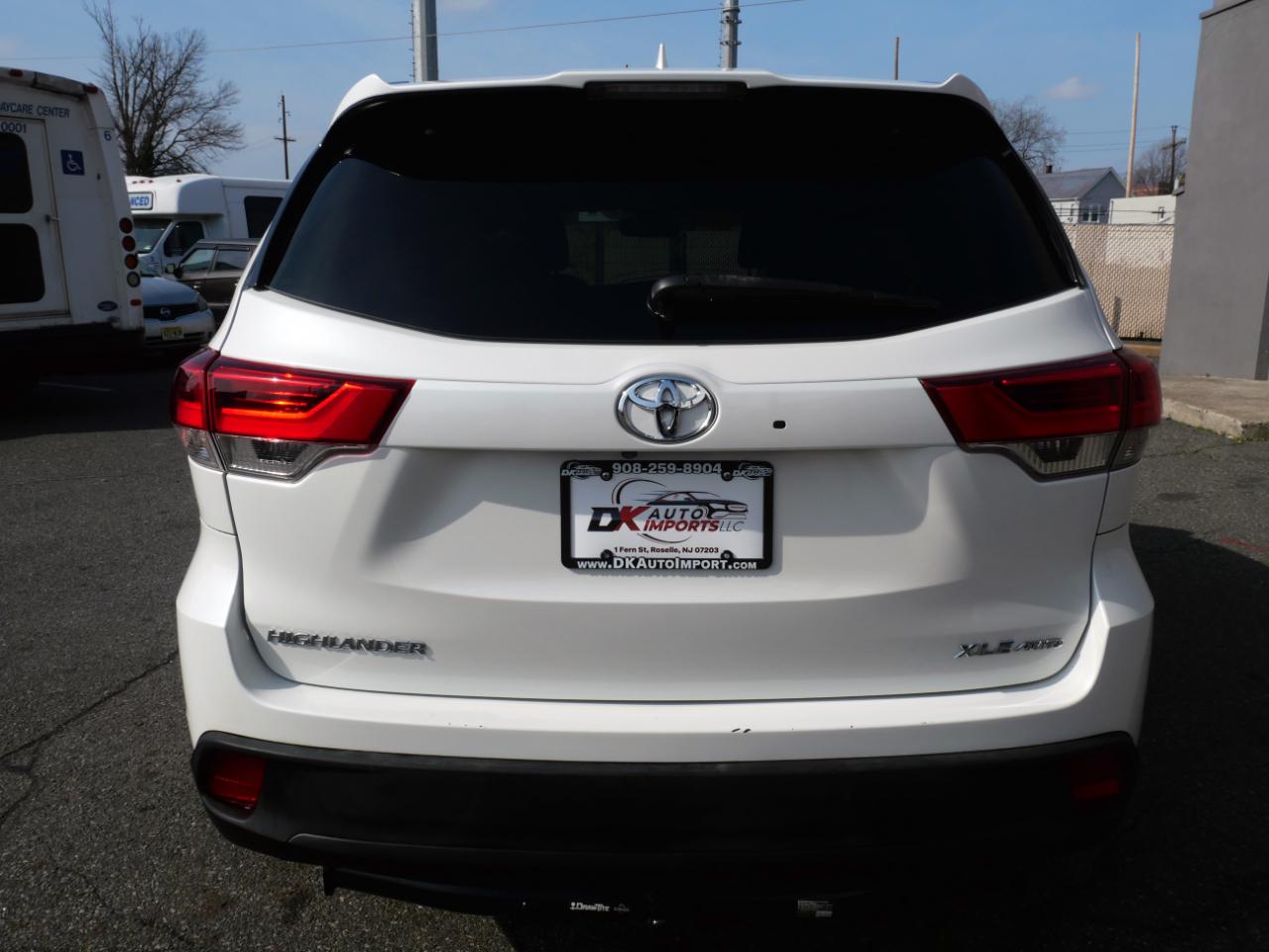 Toyota Highlander XLE V6 AWD (Natl) 2019