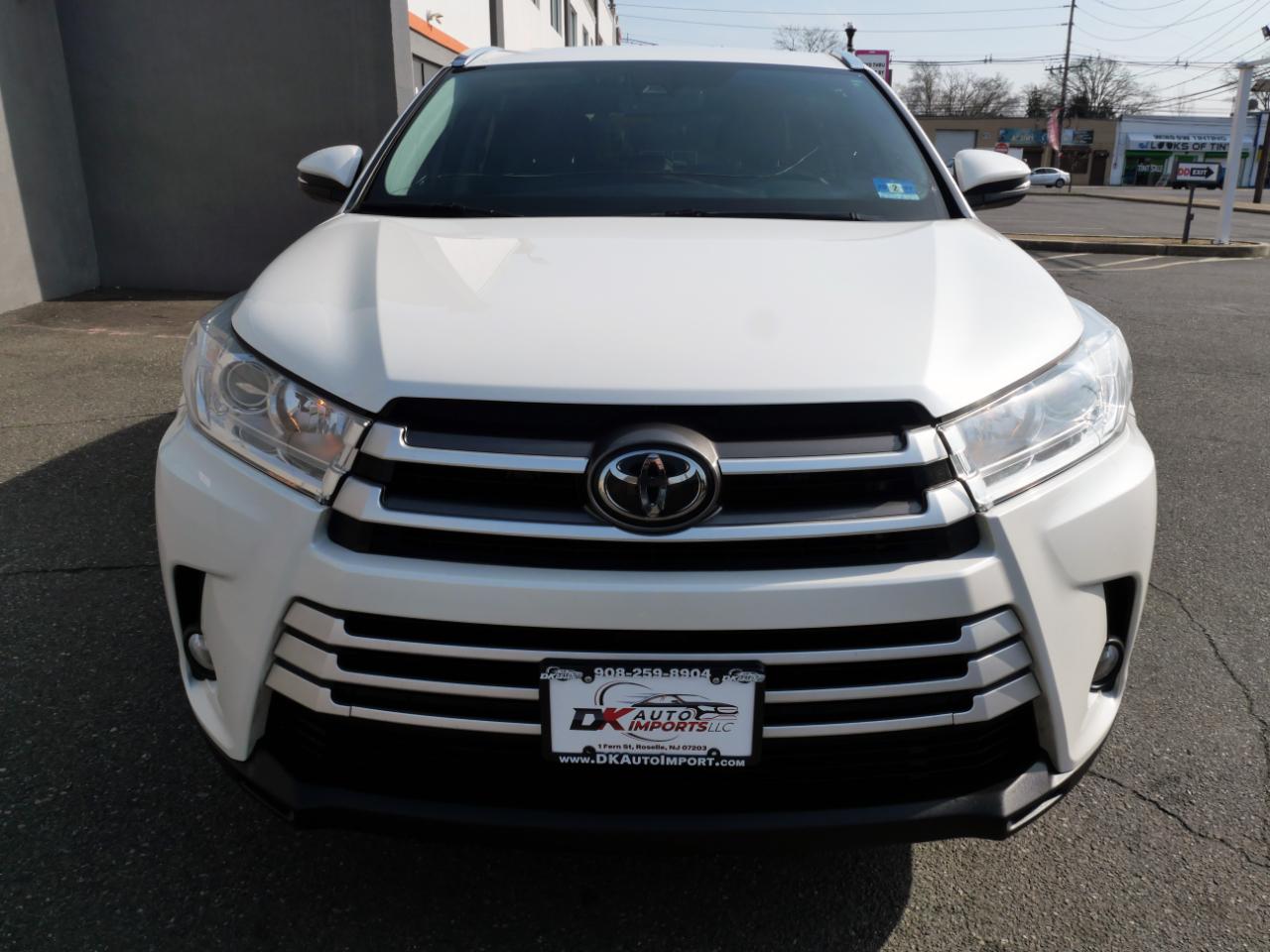 Toyota Highlander XLE V6 AWD (Natl) 2019