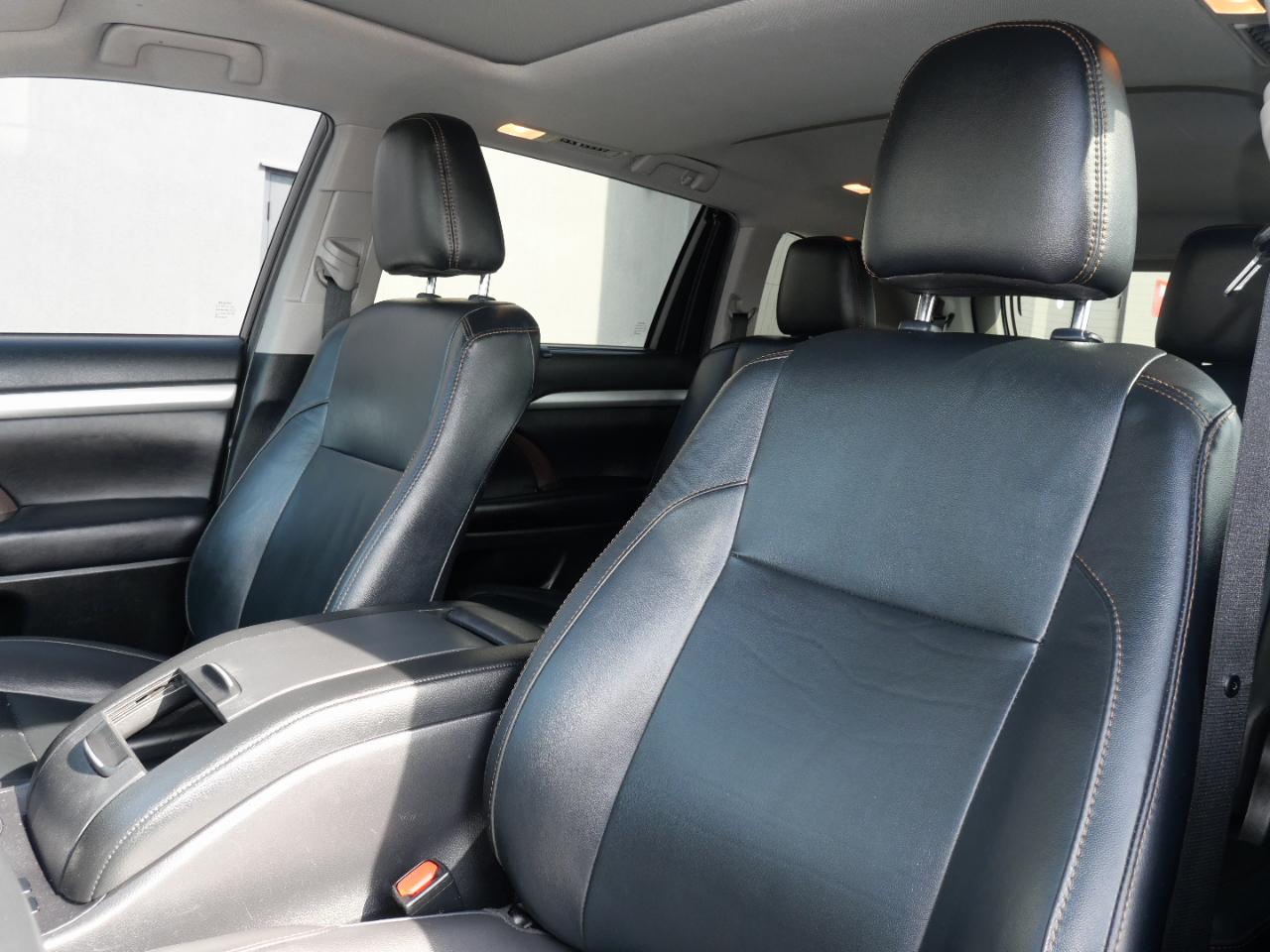 Toyota Highlander XLE V6 AWD (Natl) 2019