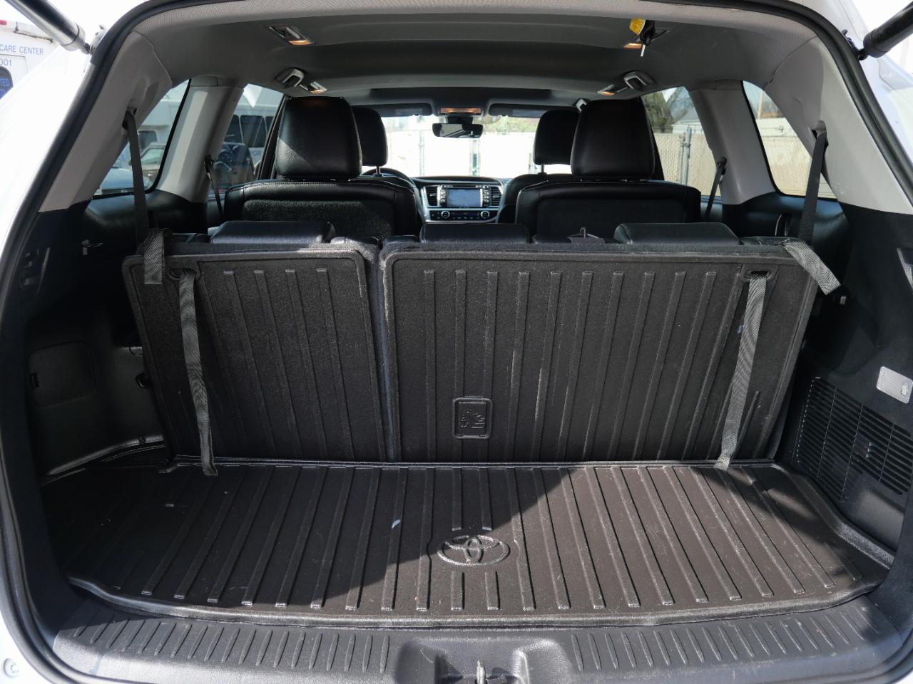 Toyota Highlander XLE V6 AWD (Natl) 2019
