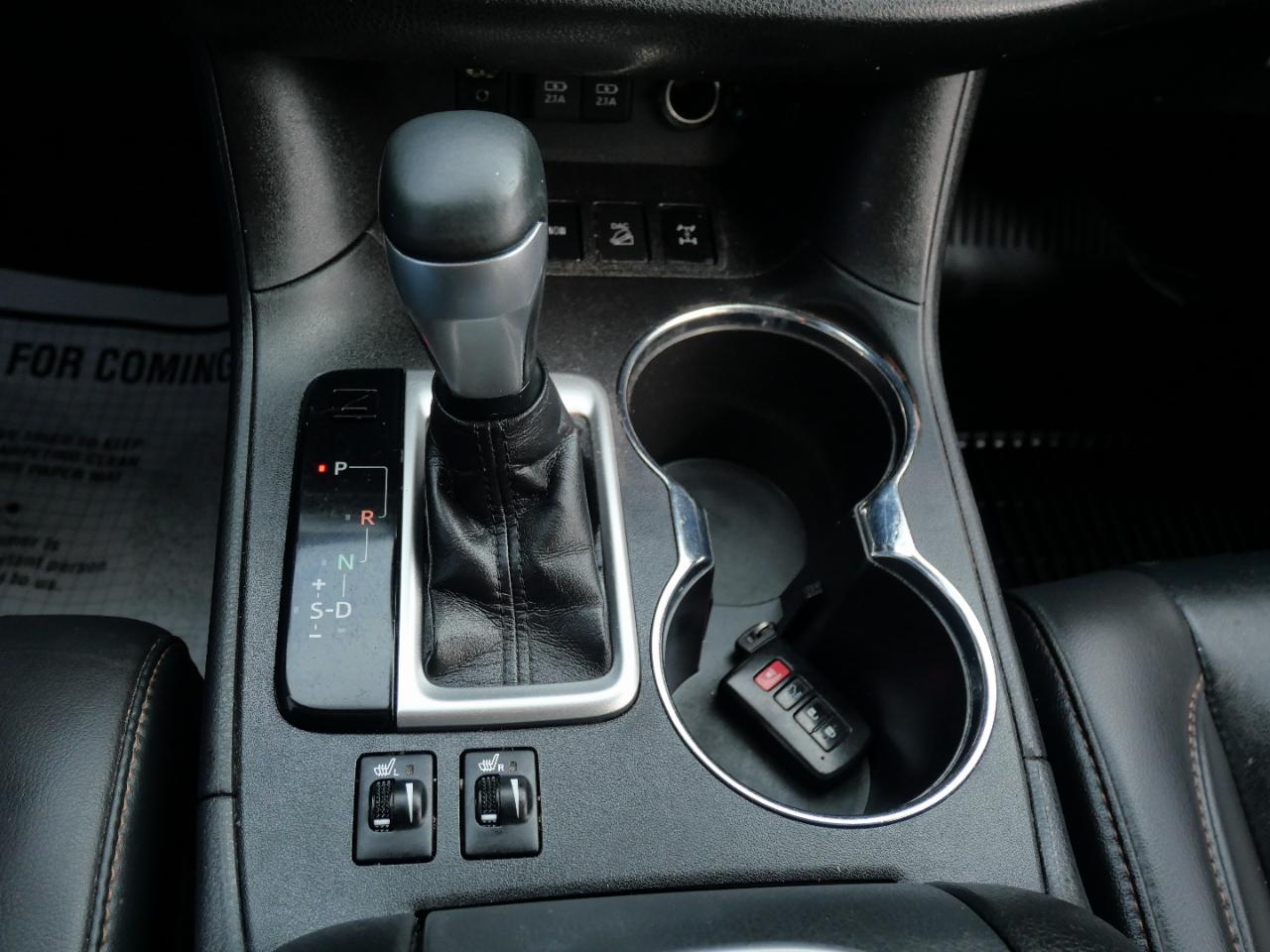 Toyota Highlander XLE V6 AWD (Natl) 2019
