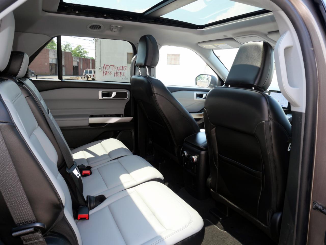 2021 Ford Explorer XLT - Photo 25