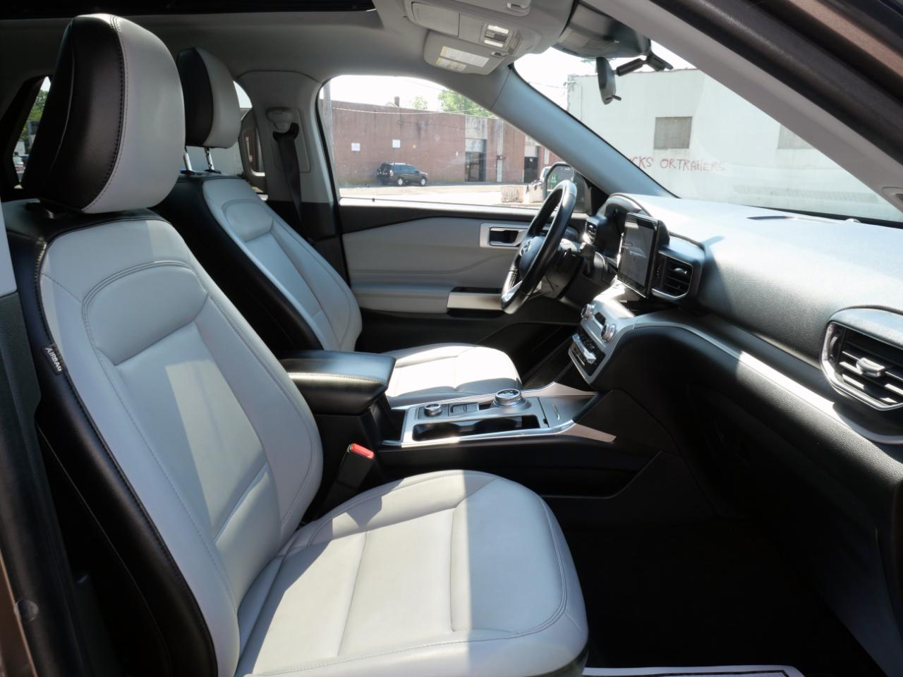 2021 Ford Explorer XLT - Photo 28