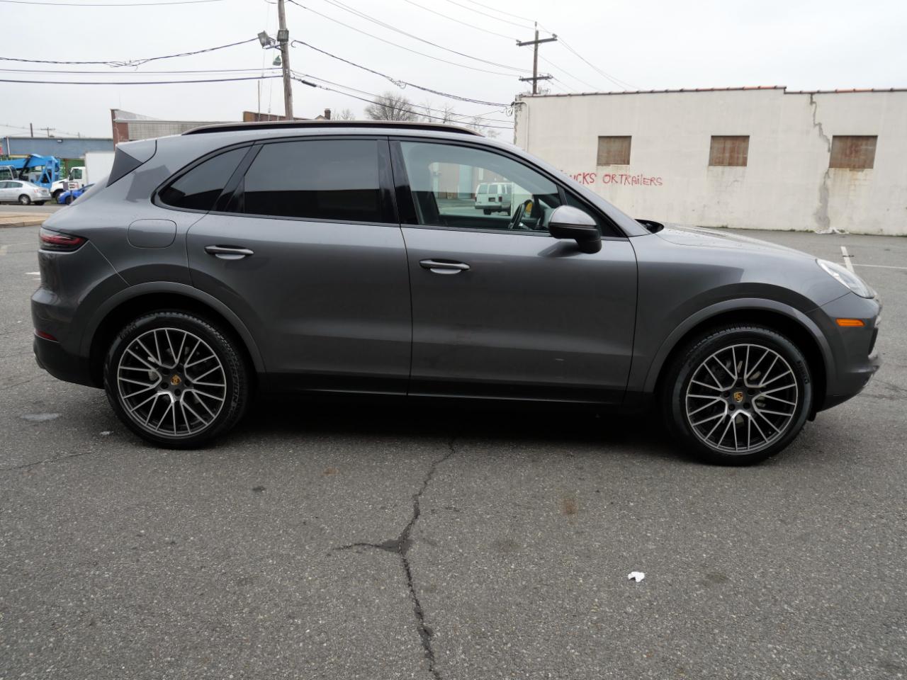 Porsche Cayenne AWD 2019
