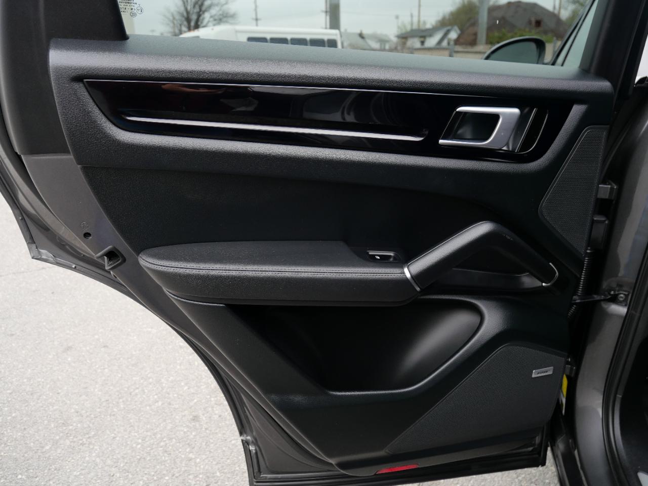 Porsche Cayenne AWD 2019